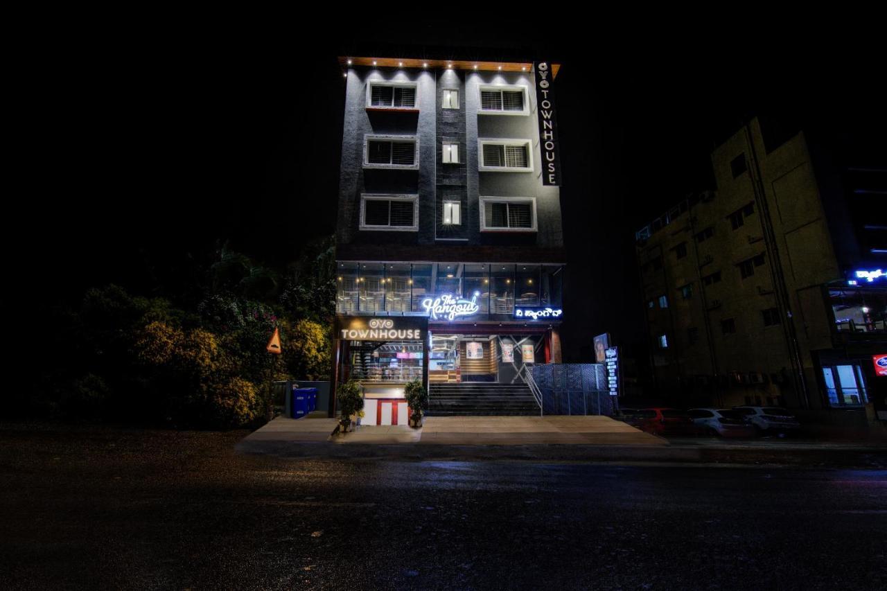 Super Townhouse Global Village Tech Park Near Kengeri Bus Terminal Metro Station Bangalore Eksteriør billede