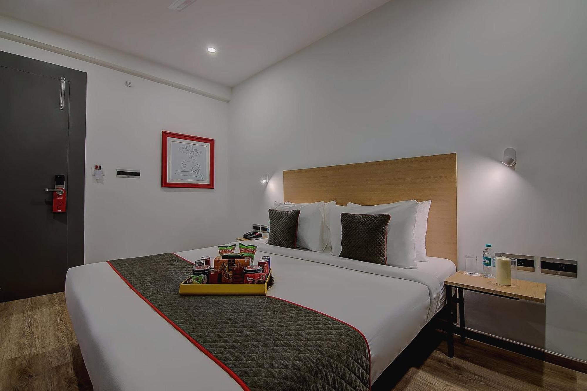 Super Townhouse Global Village Tech Park Near Kengeri Bus Terminal Metro Station Bangalore Eksteriør billede