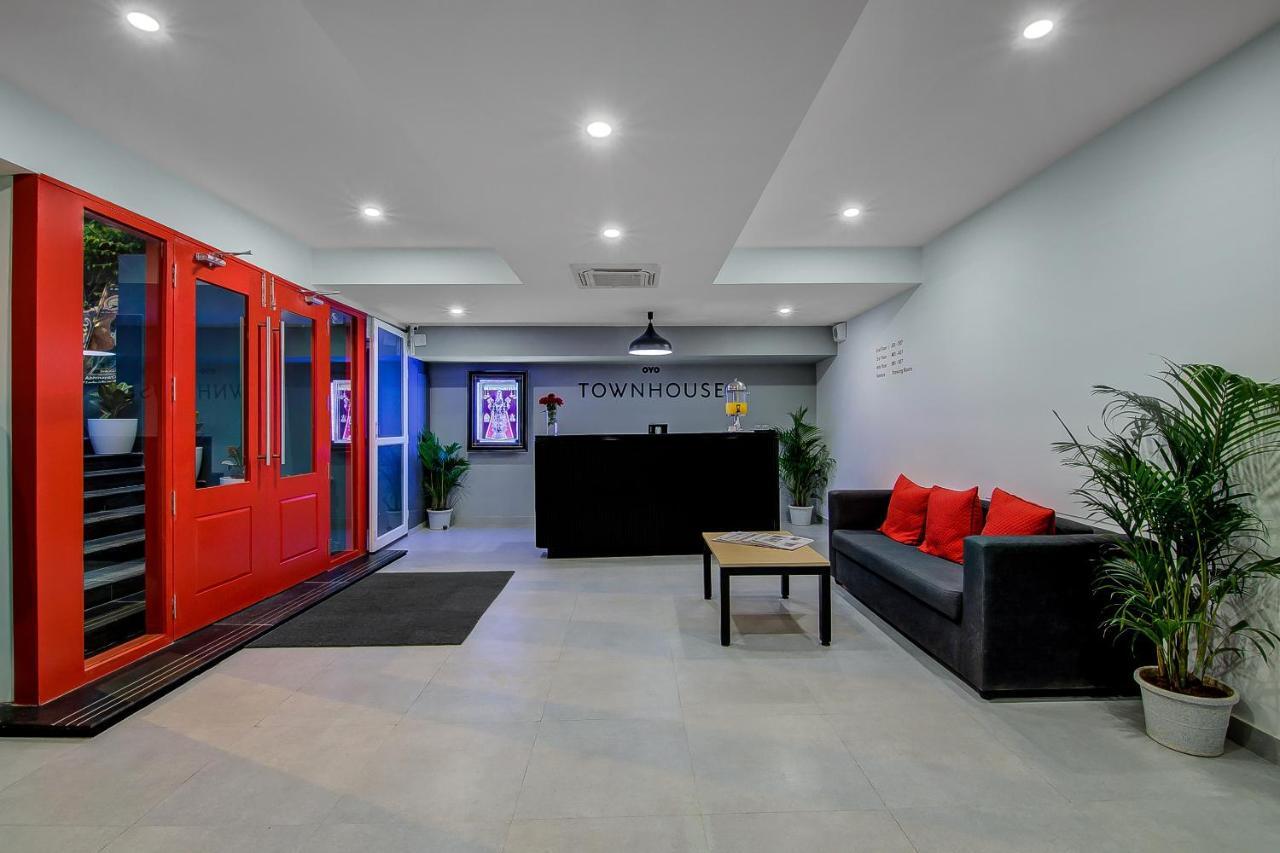 Super Townhouse Global Village Tech Park Near Kengeri Bus Terminal Metro Station Bangalore Eksteriør billede